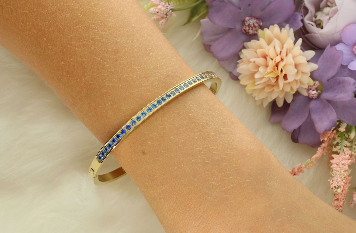 Bransoletka Nomination Pretty Bangle 029506 022 – Niebieskie Cyrkonie, Złota Stal PVD.jpg